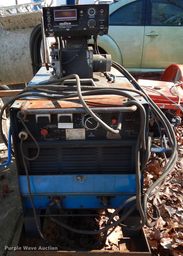 image for item FU9763 Miller Deltaweld 450 welder