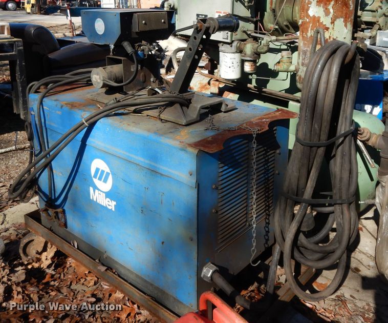 image for item FU9763 Miller Deltaweld 450 welder