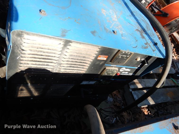 image for item FU9764 (4) Miller welders