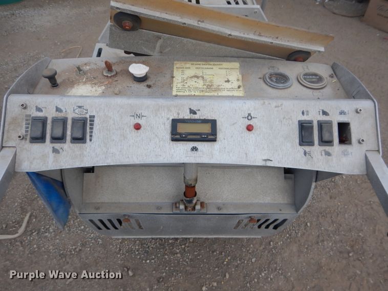 image for item FY9000 Soff-Cut GX4200 concrete saw