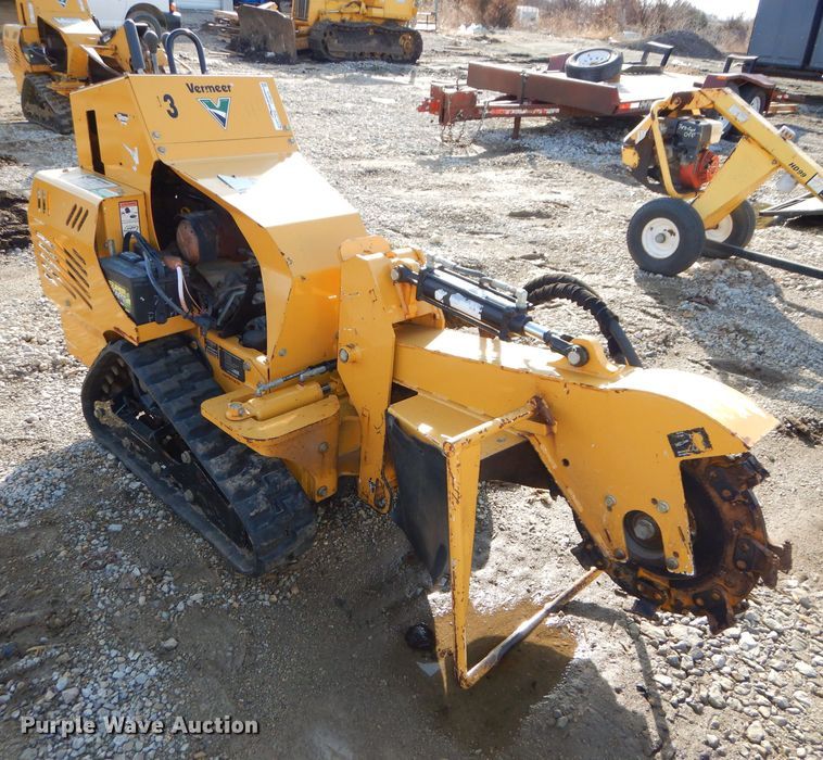 image for item FY9015 2015 Vermeer SC30TX stump grinder