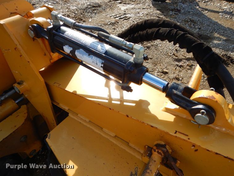 image for item FY9015 2015 Vermeer SC30TX stump grinder