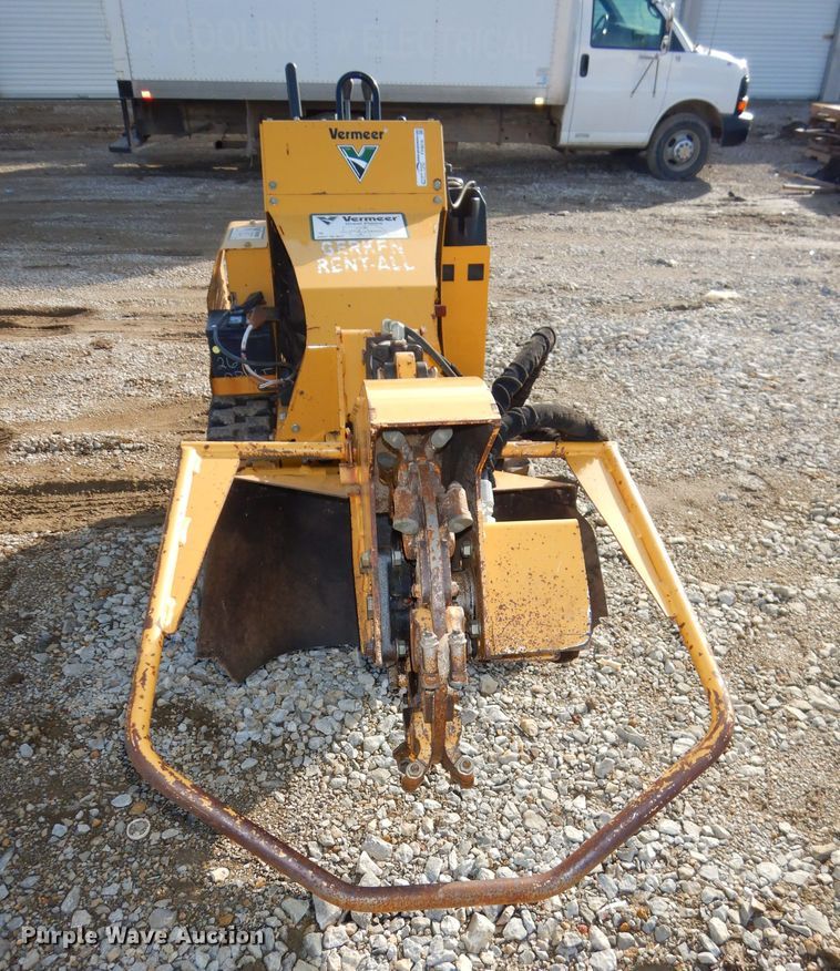 image for item FY9016 2014 Vermeer SC30TX stump grinder