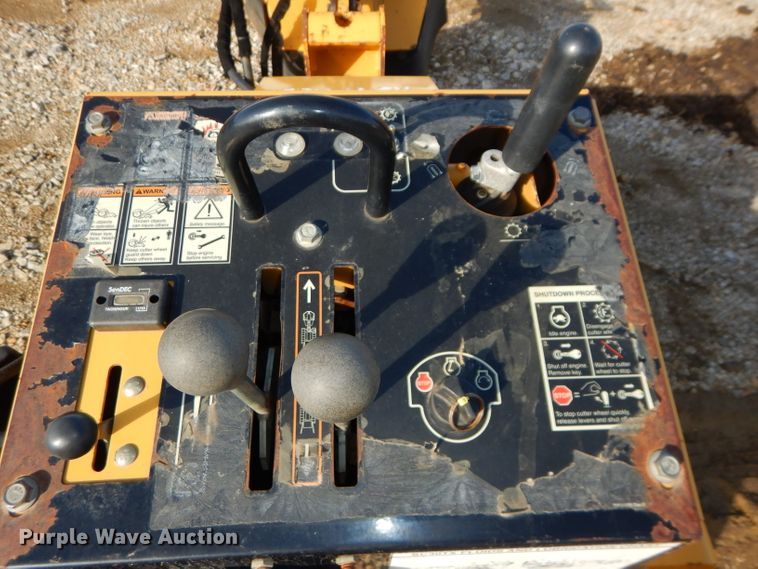 image for item FY9016 2014 Vermeer SC30TX stump grinder