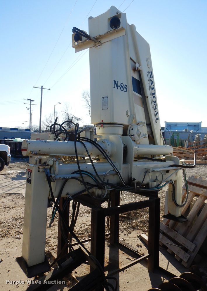 image for item FY9037 National Crane N-85 crane