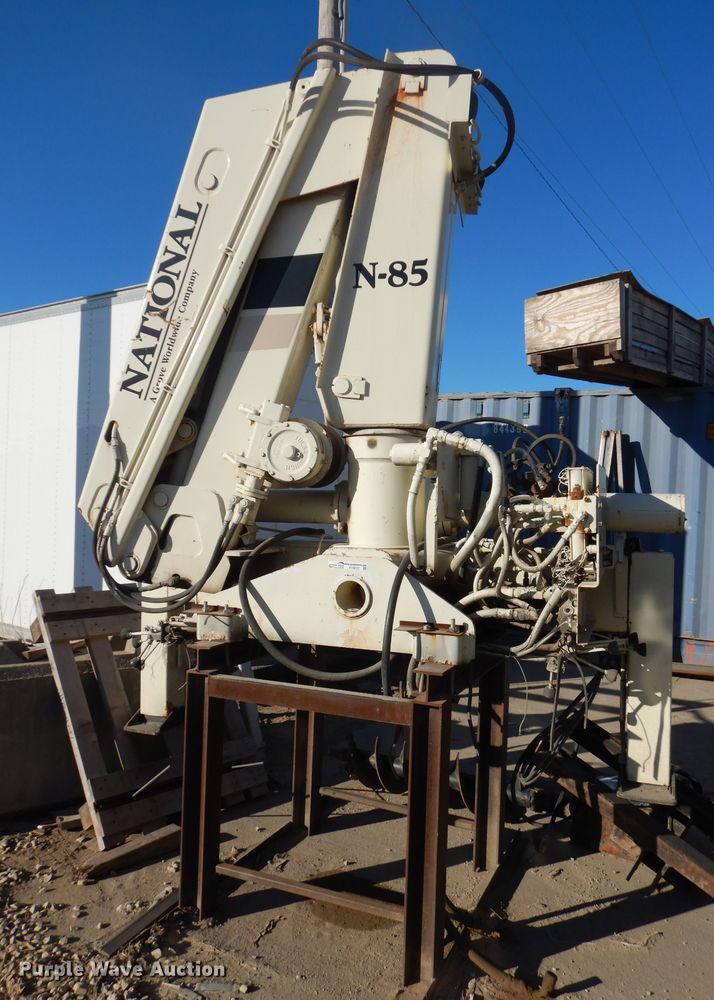 image for item FY9037 National Crane N-85 crane