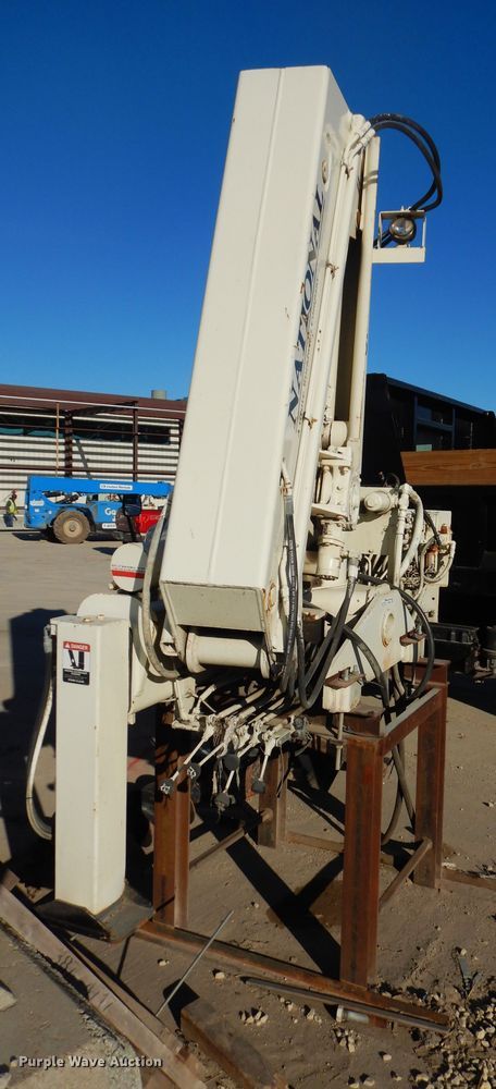 image for item FY9037 National Crane N-85 crane