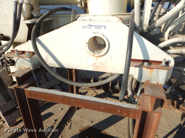 image for item FY9037 National Crane N-85 crane