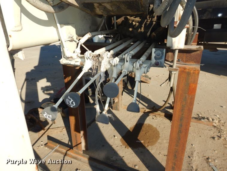 image for item FY9037 National Crane N-85 crane