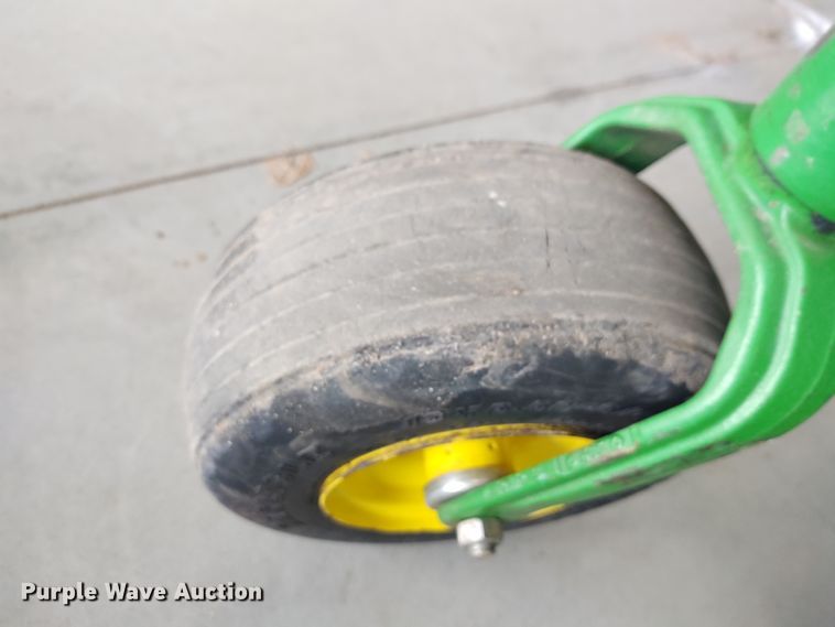 image for item FY9754 John Deere 652R Quik Trak ZTR lawn mower