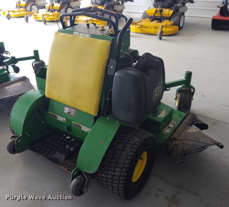 image for item FY9755 John Deere 652R Quik Trak ZTR lawn mower