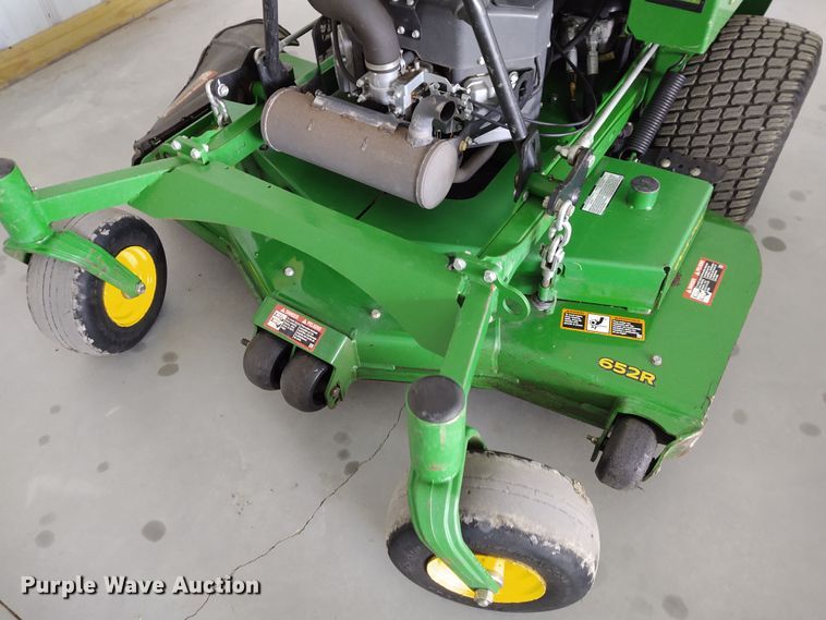 image for item FY9757 John Deere 652R Quik Trak ZTR lawn mower