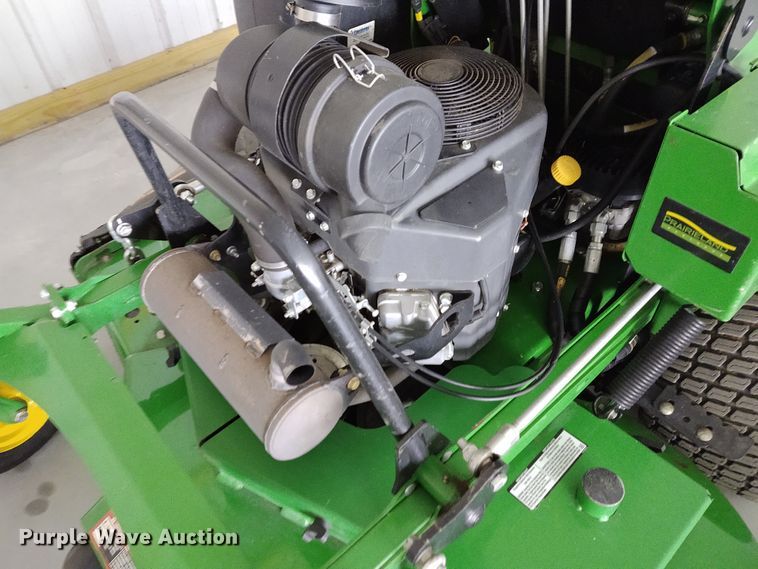 image for item FY9757 John Deere 652R Quik Trak ZTR lawn mower