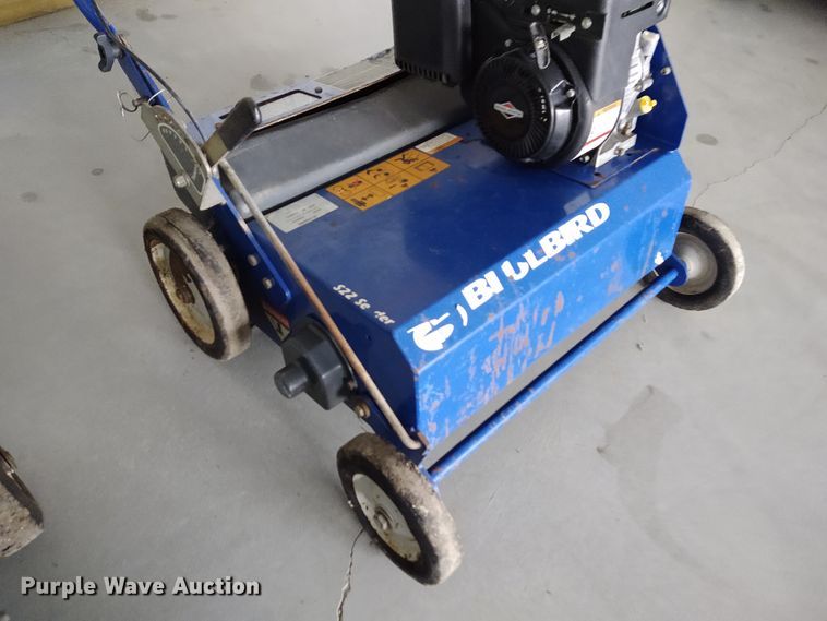 Lawn equipment in Andover, KS Item FY9758 sold Purple Wave