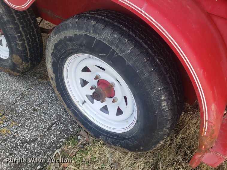 image for item GA9485 2011 Texas Bragg utility trailer