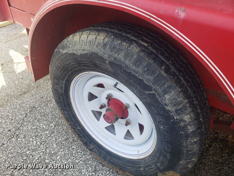 image for item GA9485 2011 Texas Bragg utility trailer