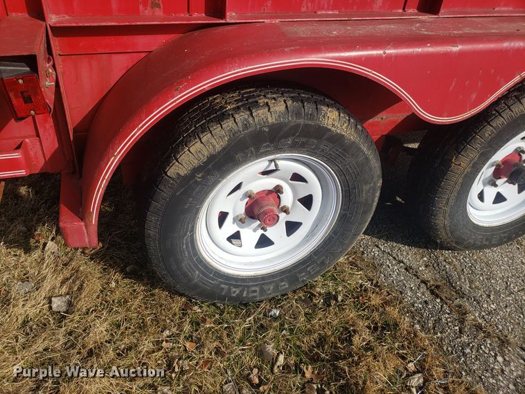 image for item GA9485 2011 Texas Bragg utility trailer