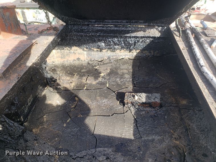 image for item GA9486 Garlock tar kettle