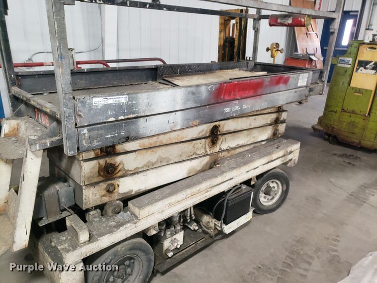 image for item GA9493 Meite-E-Lift scissor lift