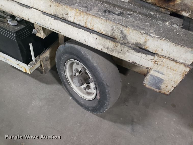 image for item GA9493 Meite-E-Lift scissor lift