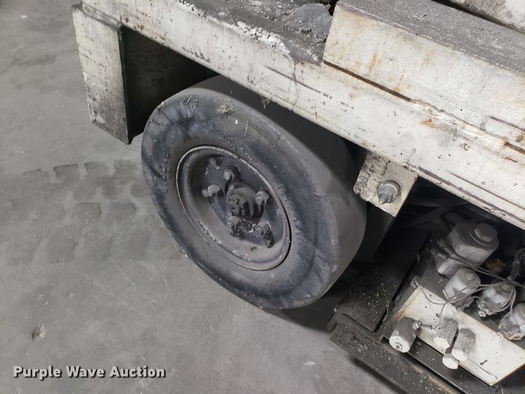 image for item GA9493 Meite-E-Lift scissor lift