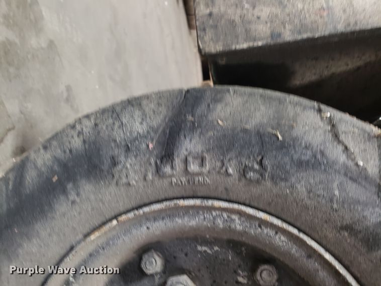 image for item GA9493 Meite-E-Lift scissor lift