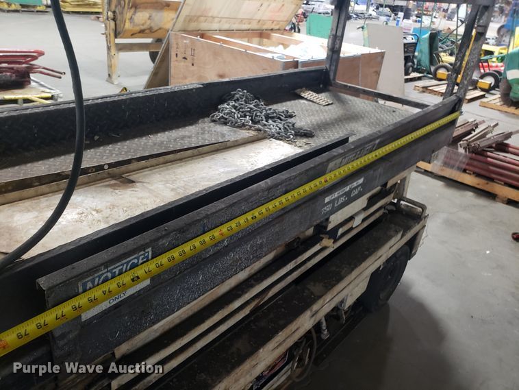 image for item GA9493 Meite-E-Lift scissor lift