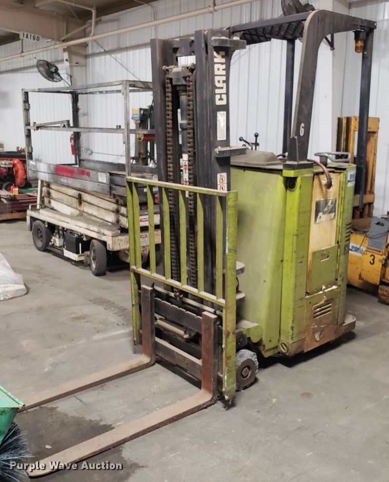 image for item GA9496 Clark NST20 forklift