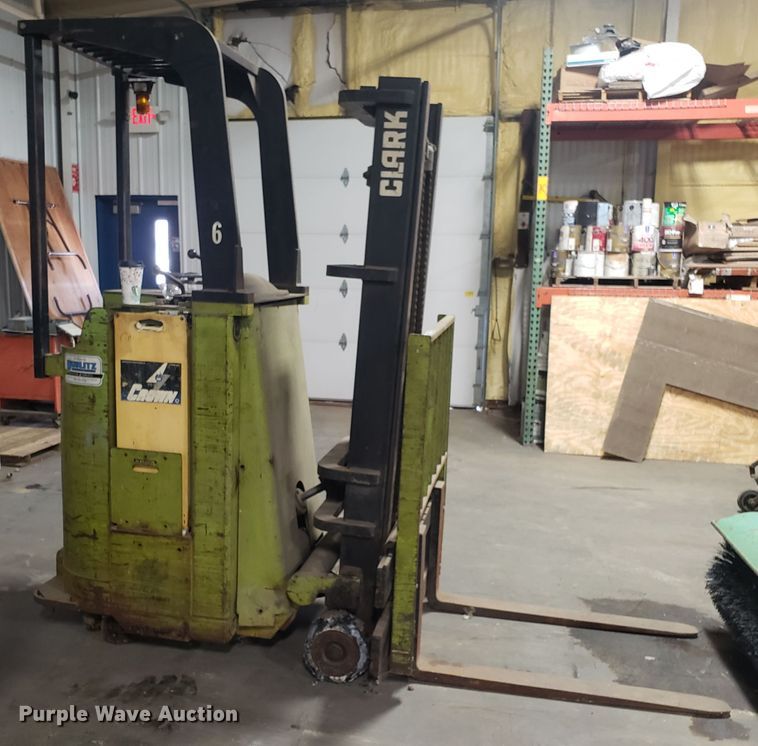 image for item GA9496 Clark NST20 forklift