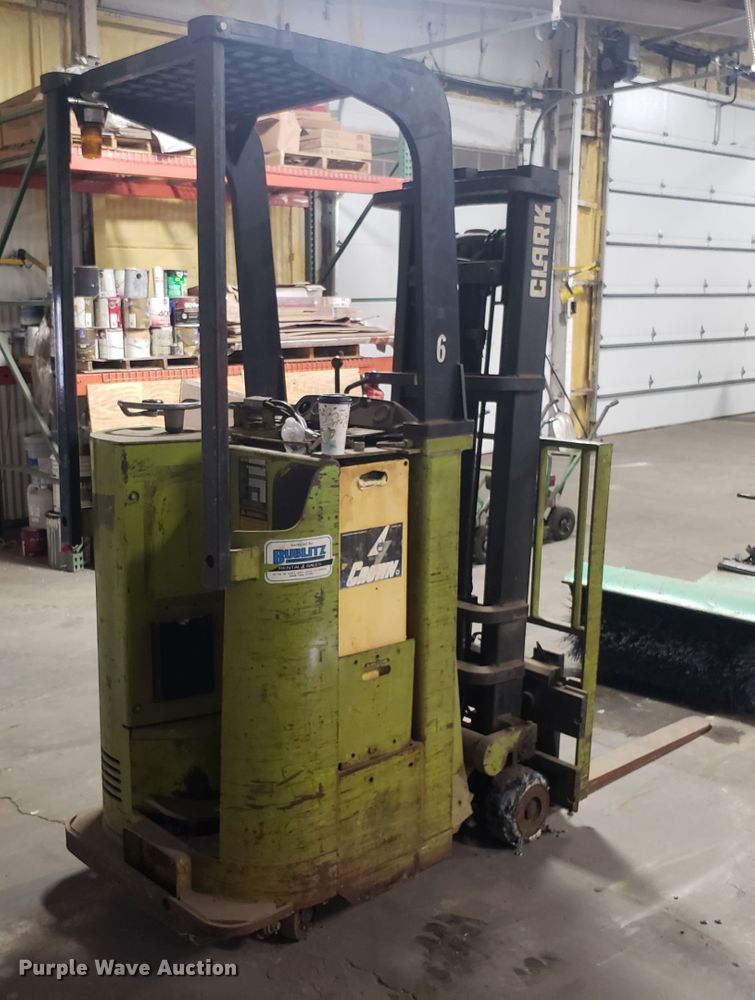 image for item GA9496 Clark NST20 forklift