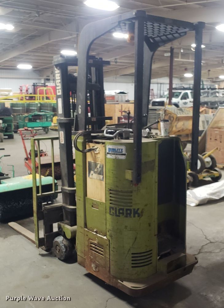 image for item GA9496 Clark NST20 forklift