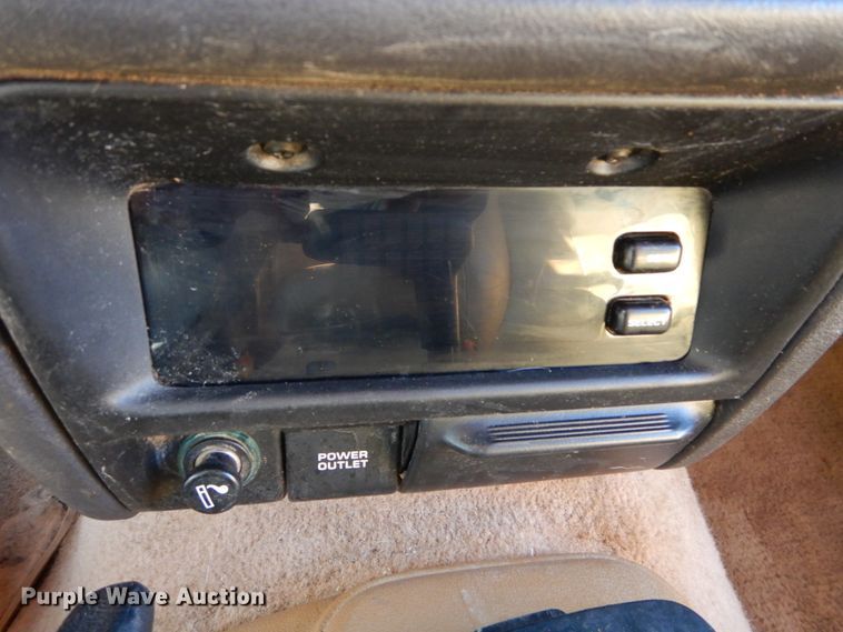 image for item GB9800 1996 Jeep Grand Cherokee SUV