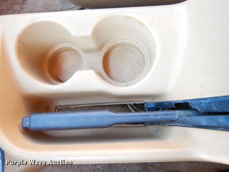 image for item GB9800 1996 Jeep Grand Cherokee SUV