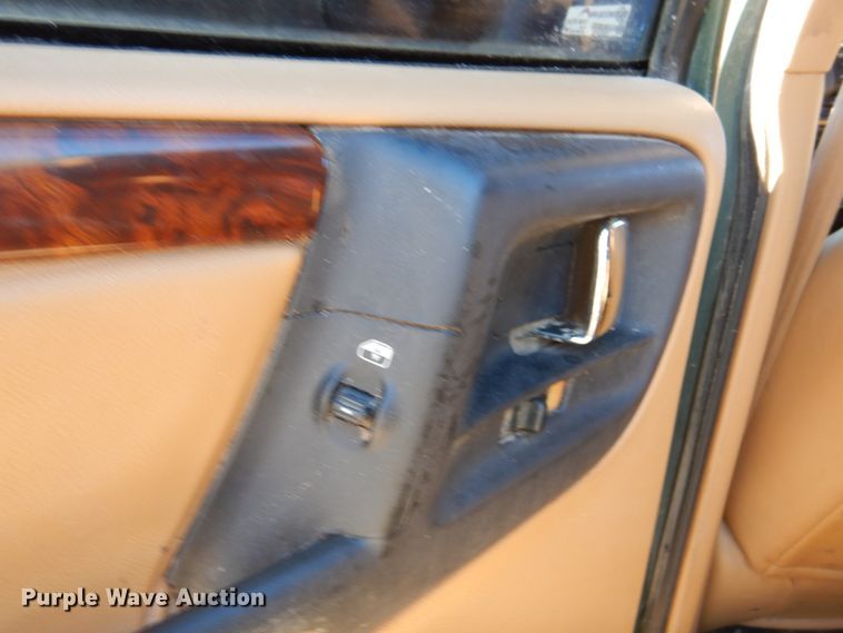 image for item GB9800 1996 Jeep Grand Cherokee SUV