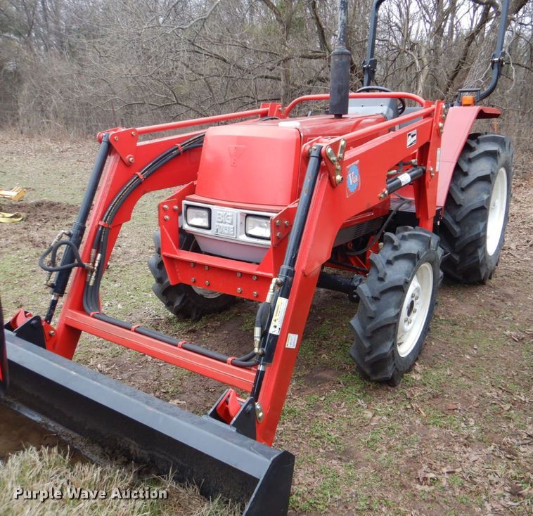 image for item GD9041 Yanmar F37D tractor