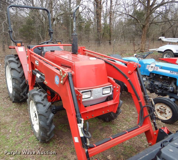 image for item GD9041 Yanmar F37D tractor