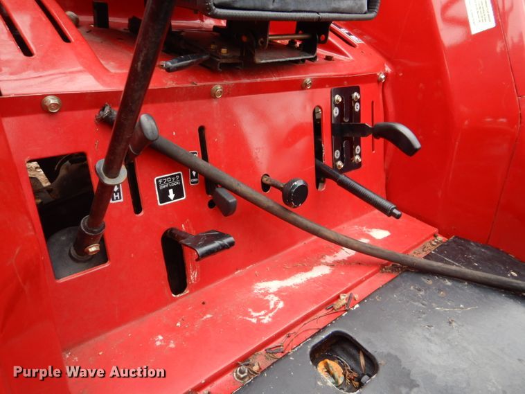 image for item GD9041 Yanmar F37D tractor