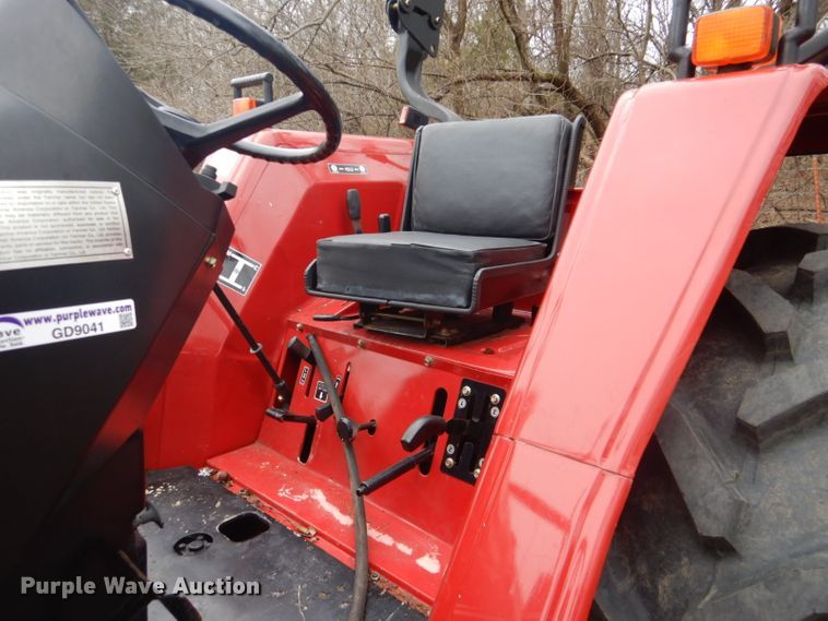 image for item GD9041 Yanmar F37D tractor
