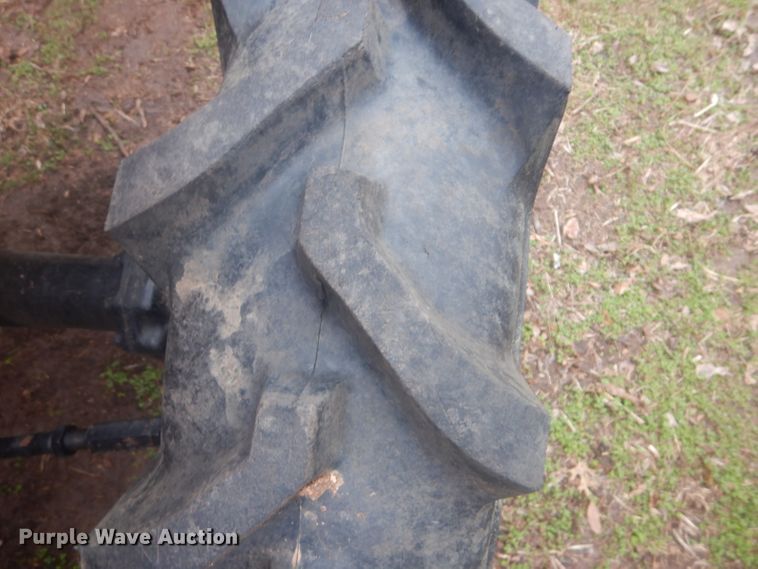 image for item GD9041 Yanmar F37D tractor