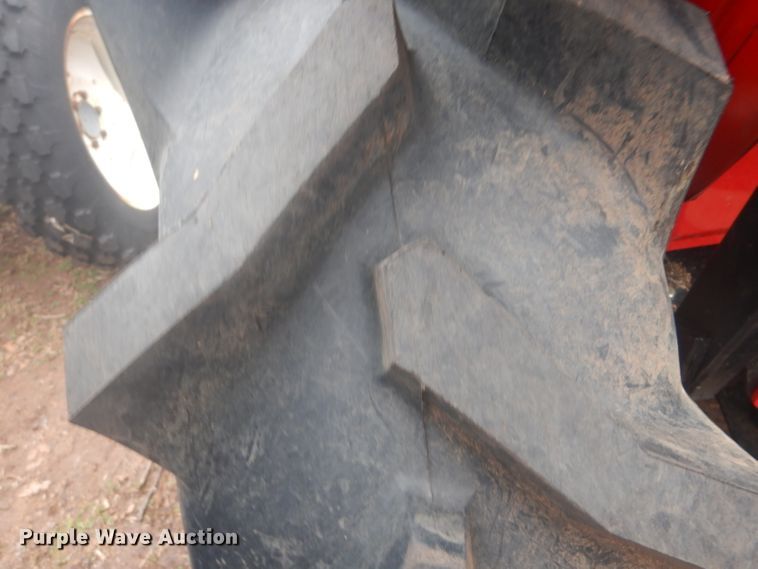 image for item GD9041 Yanmar F37D tractor