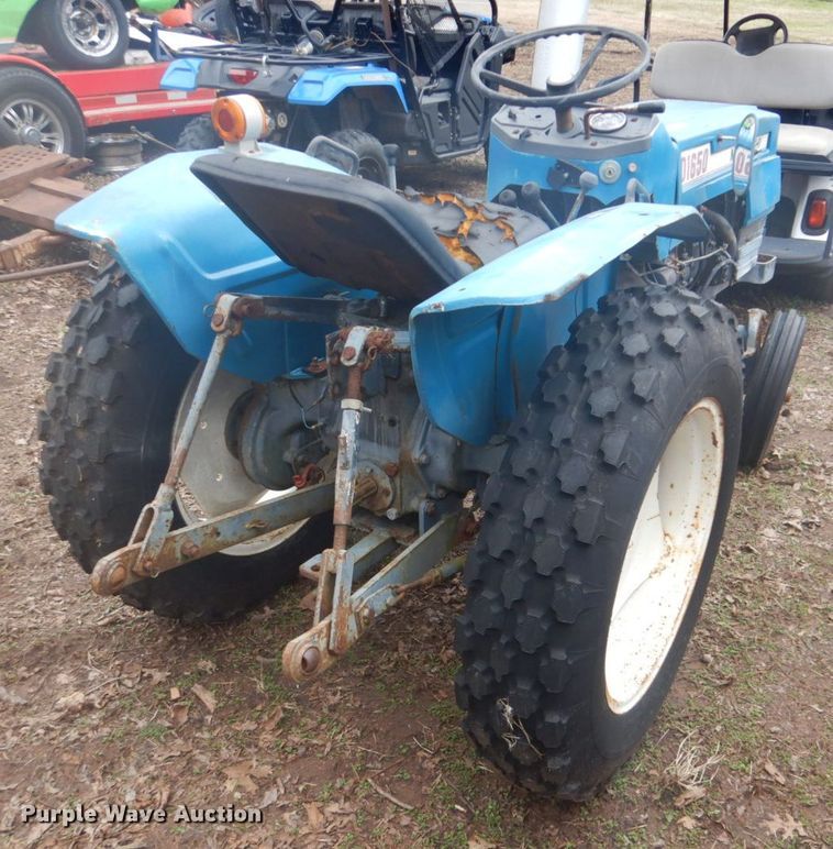 image for item GD9042 Mitsubishi D1650 tractor