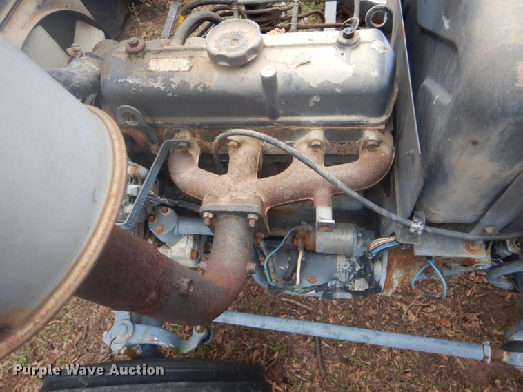 image for item GD9042 Mitsubishi D1650 tractor