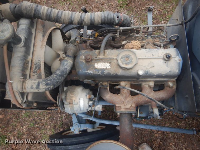 image for item GD9042 Mitsubishi D1650 tractor