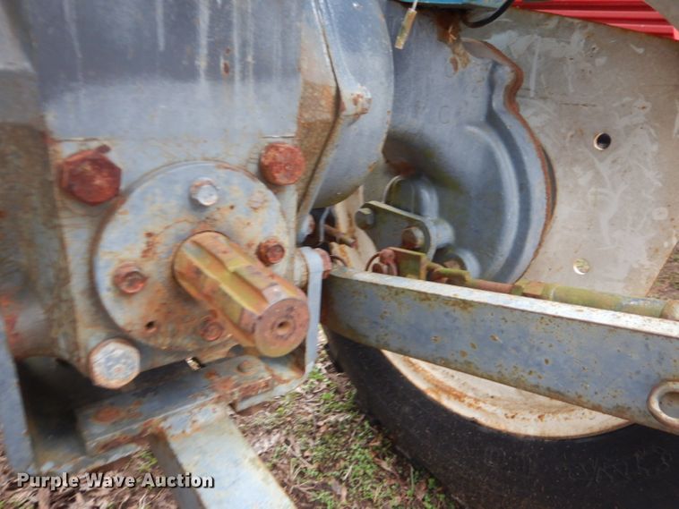 image for item GD9042 Mitsubishi D1650 tractor