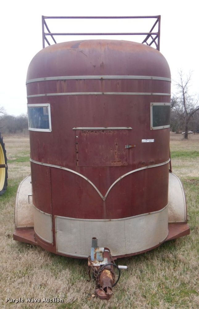 image for item GD9047 Shop built horse trailer