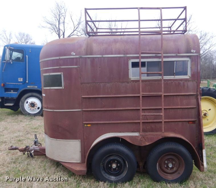 image for item GD9047 Shop built horse trailer