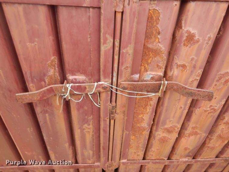 image for item GD9047 Shop built horse trailer