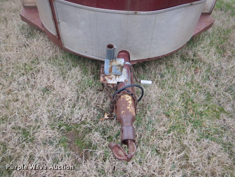 image for item GD9047 Shop built horse trailer