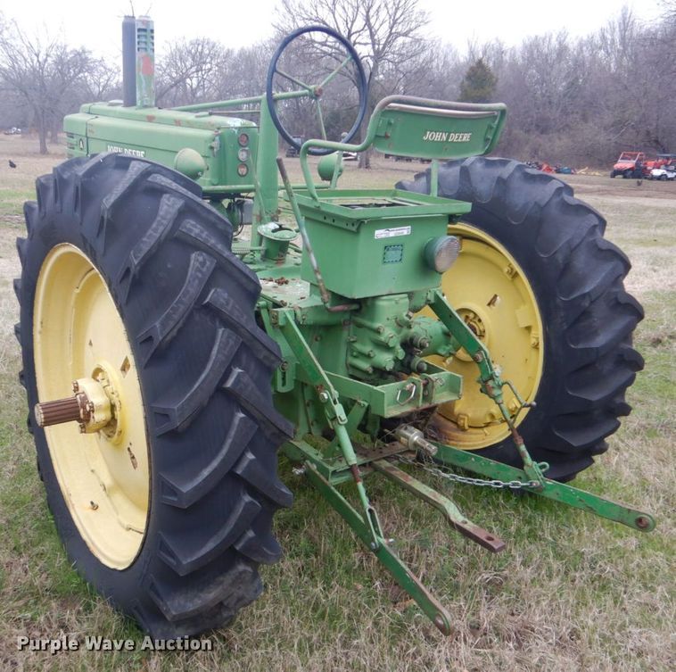 image for item GD9048 John Deere A tractor