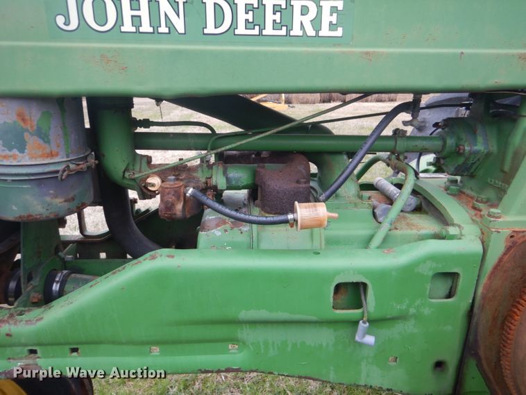 image for item GD9048 John Deere A tractor
